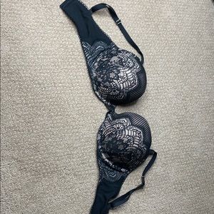 Victoria’s Secret bra